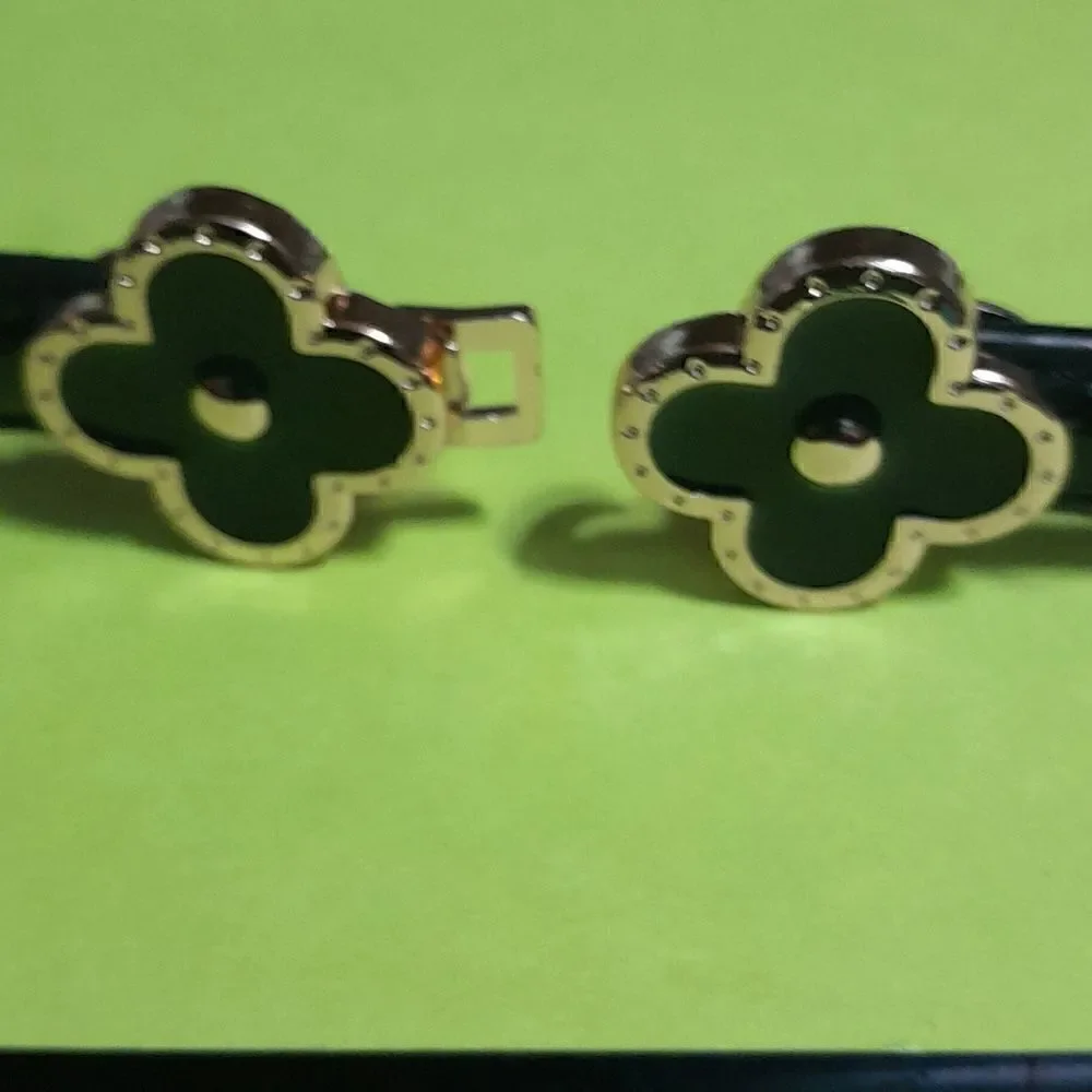 Unlisted this clover